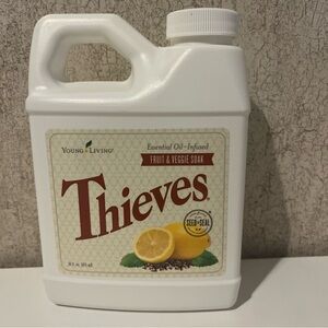 Young Living Thieves Essential Oil-Infused veggie Soak - White-Sealed